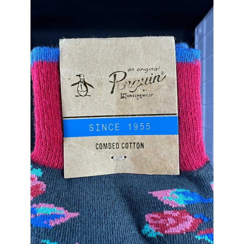 Original Penguin Floral Crew Socks Mens Red Grey Rose Pattern 5G16-3045